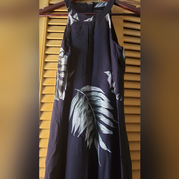 Summer Ann TaylorPalm Leaf Maxi Dress Cute MAXI FOR SUMMER - Picture 3 of 15